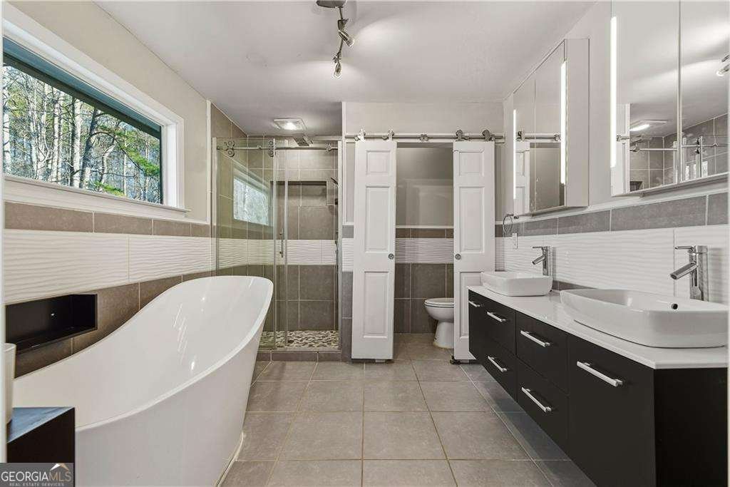 3880 Cooper Lake Drive Smyrna - Photo 16