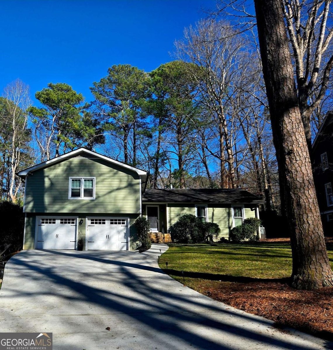 1215 Martin Ridge Road Roswell - Photo 1