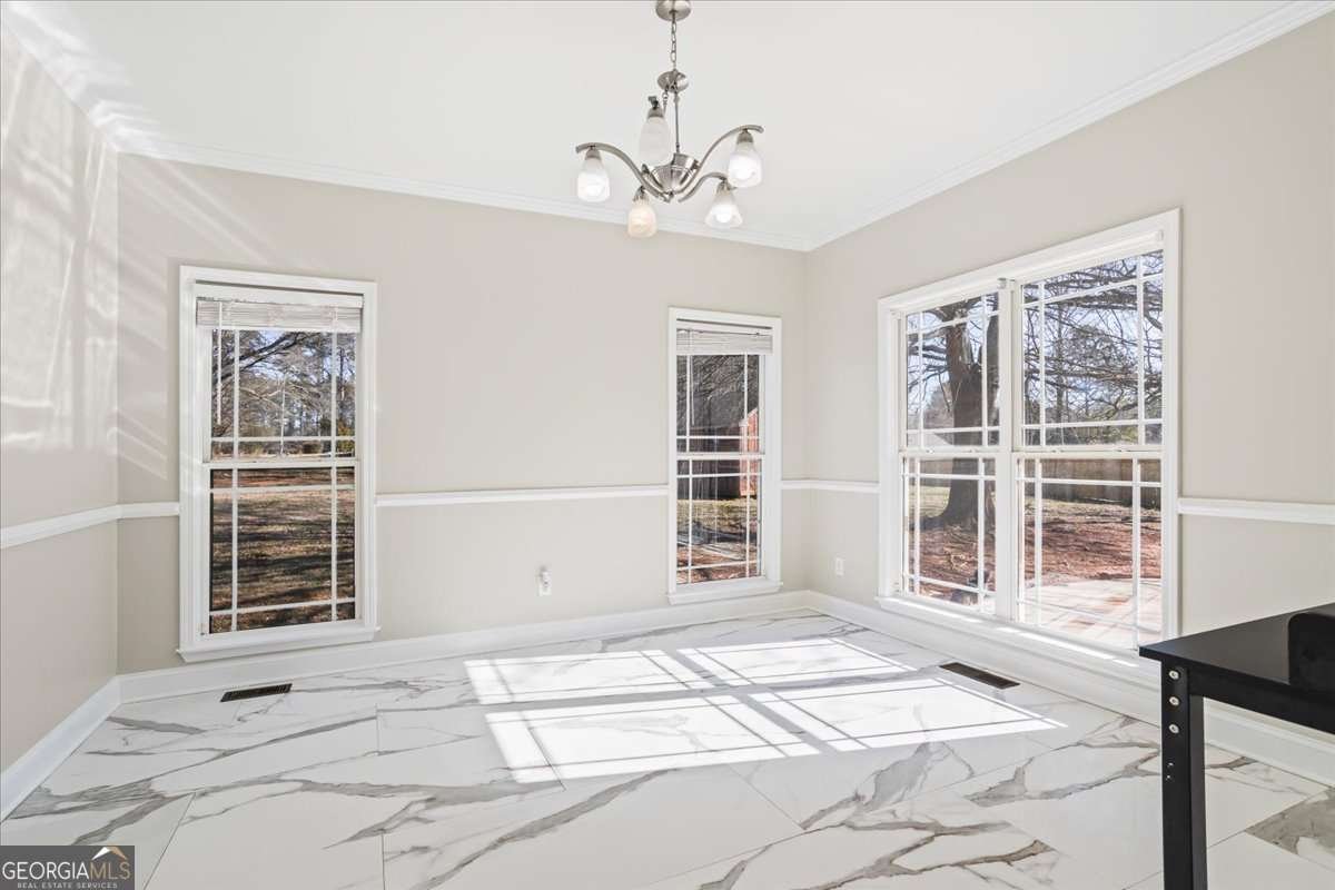 3955 Pucketts Road Snellville - Photo 6