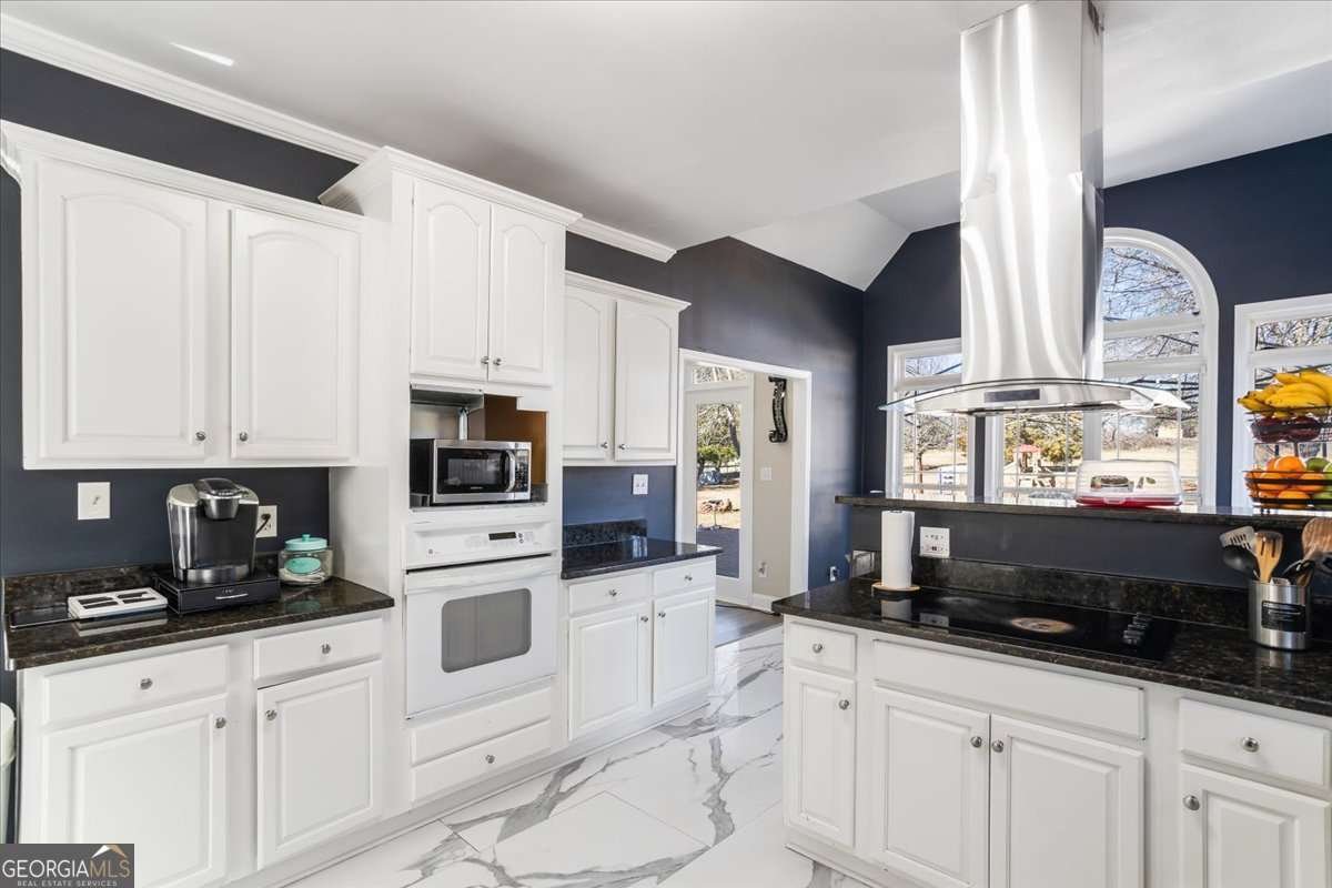 3955 Pucketts Road Snellville - Photo 9