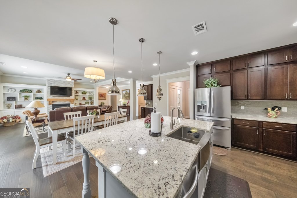 504 Taymack Farm Court Woodstock - Photo 11