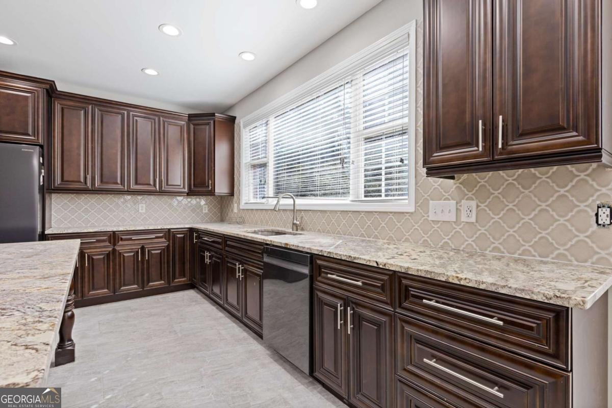 5737 Williamsburg Drive Norcross - Photo 13