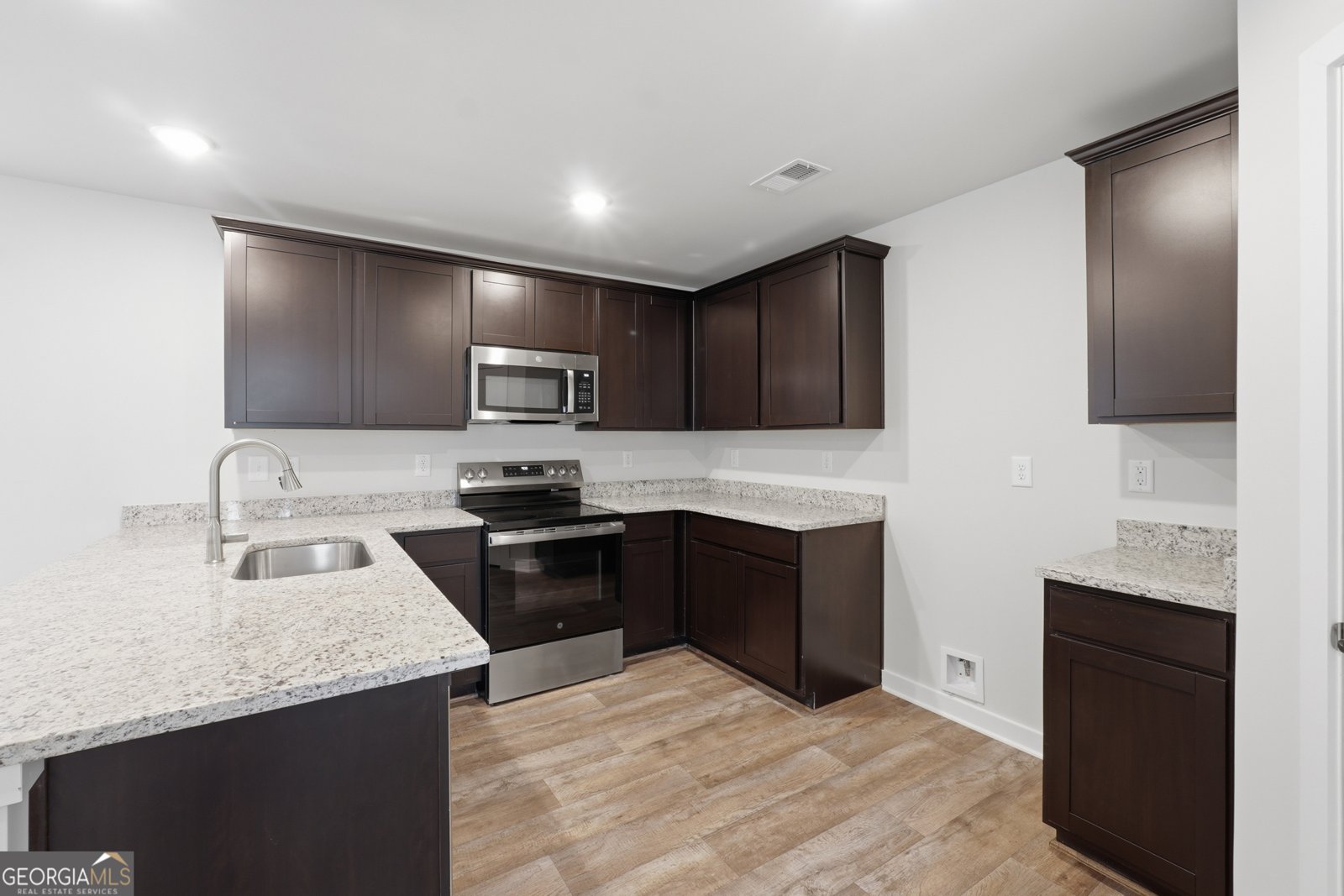 4855 Station Lane Union City - Photo 10