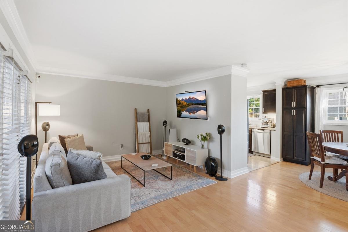 311 Peachtree Hills Avenue Atlanta - Photo 11