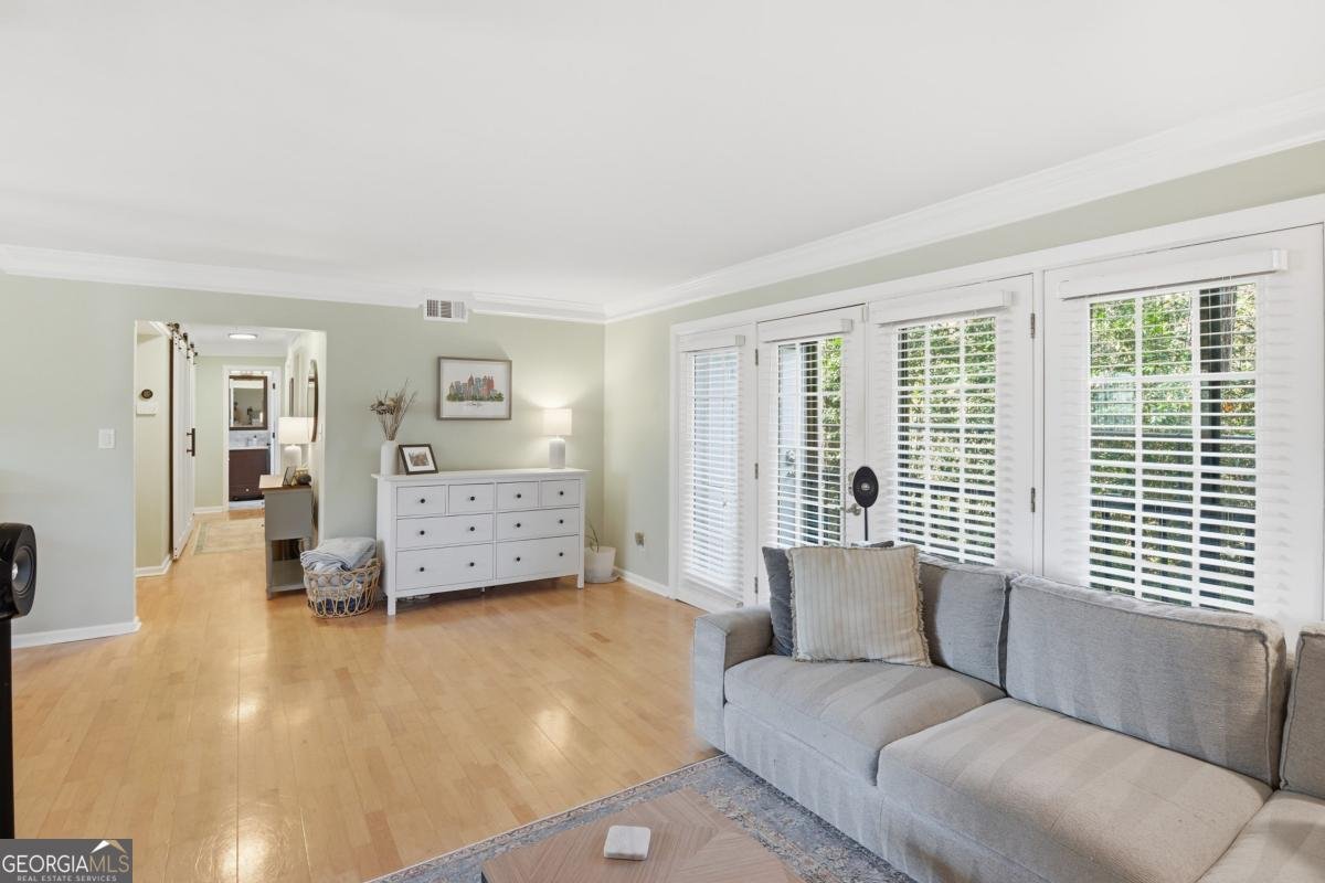 311 Peachtree Hills Avenue Atlanta - Photo 9