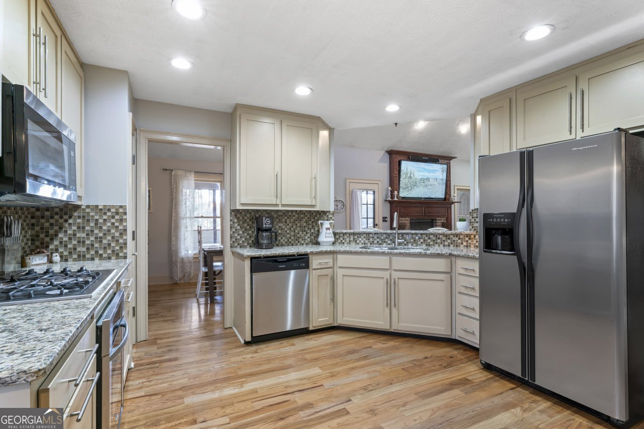 206 Williamsburg Circle McDonough - Photo 17