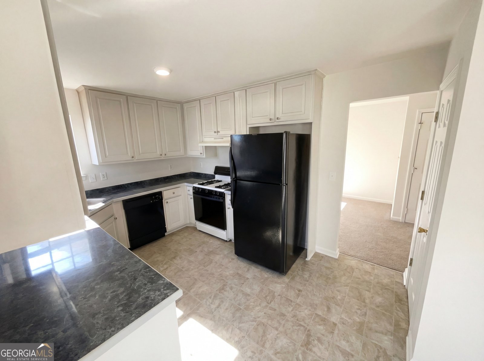 4037 Meadow Glen Way Fairburn - Photo 9