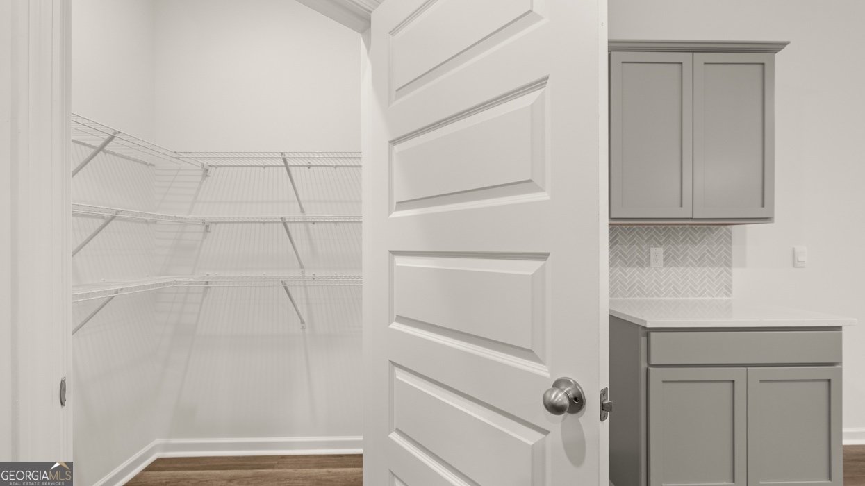 648 Whitman Lane Stockbridge - Photo 18