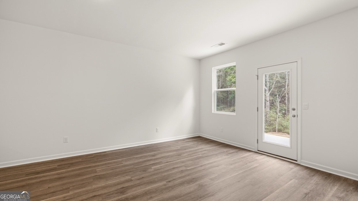 648 Whitman Lane Stockbridge - Photo 19