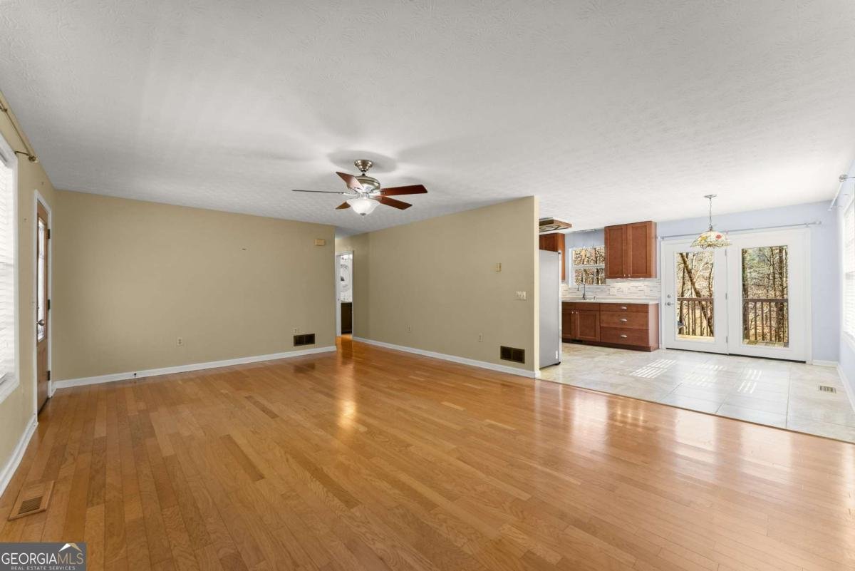 3026 Summer Lake Drive Gainesville - Photo 9