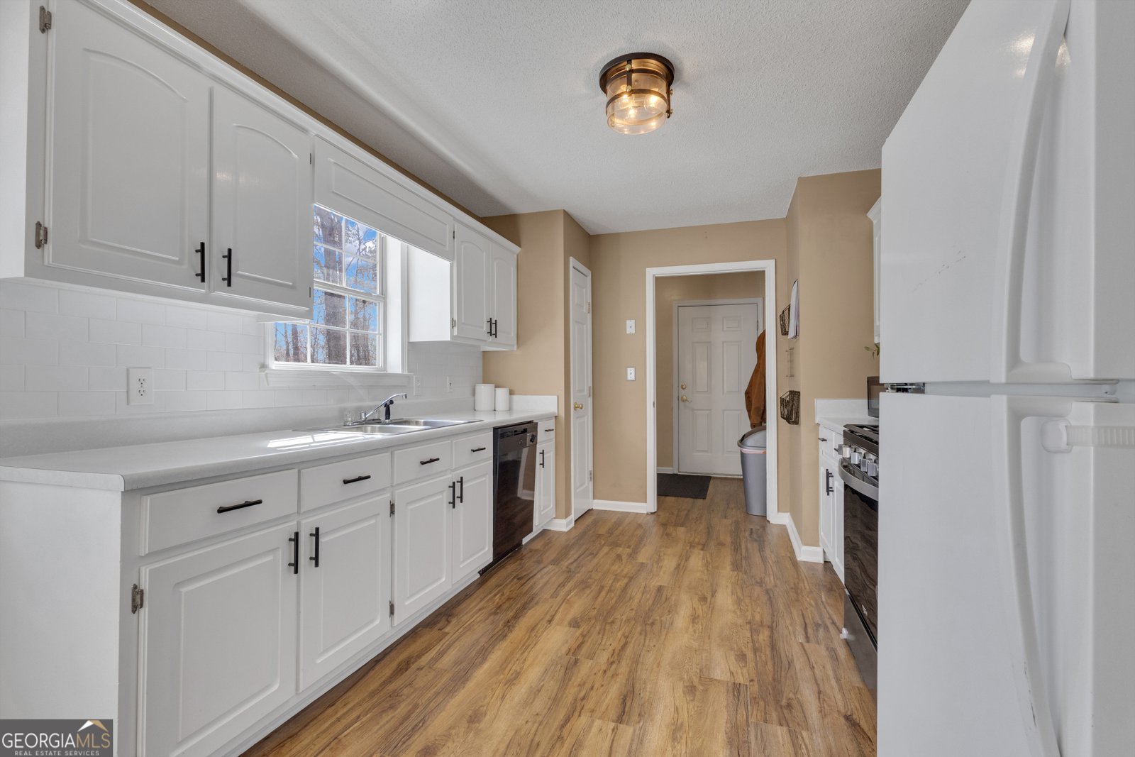 918 Scarletts Walk Locust Grove - Photo 21