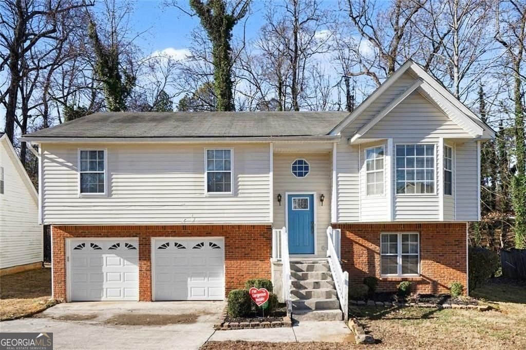 958 Redan Crescent Drive Stone Mountain - Photo 1