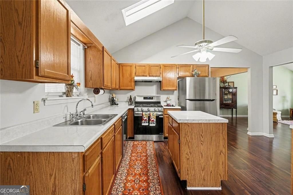 958 Redan Crescent Drive Stone Mountain - Photo 10