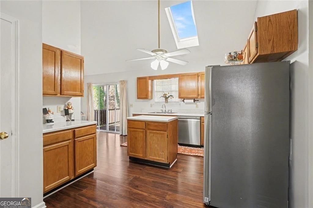 958 Redan Crescent Drive Stone Mountain - Photo 9