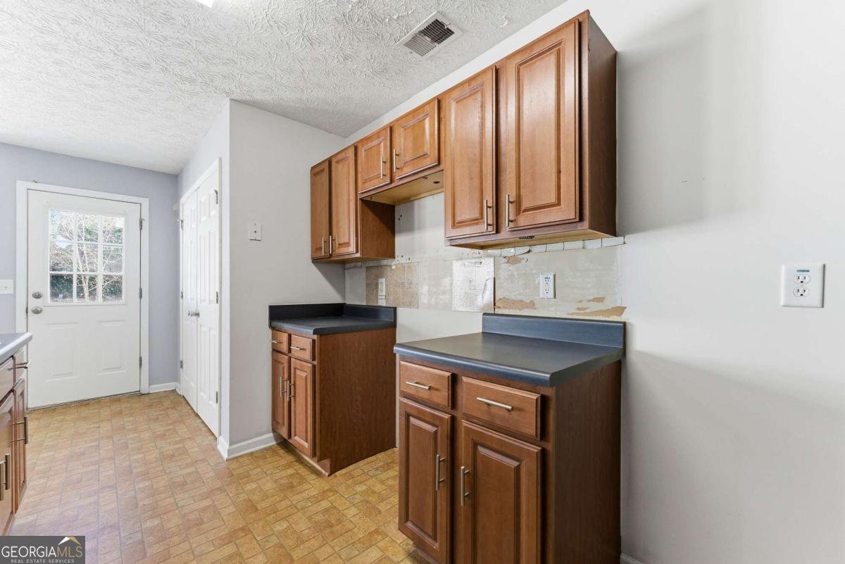 8368 Carlington Lane Jonesboro - Photo 13