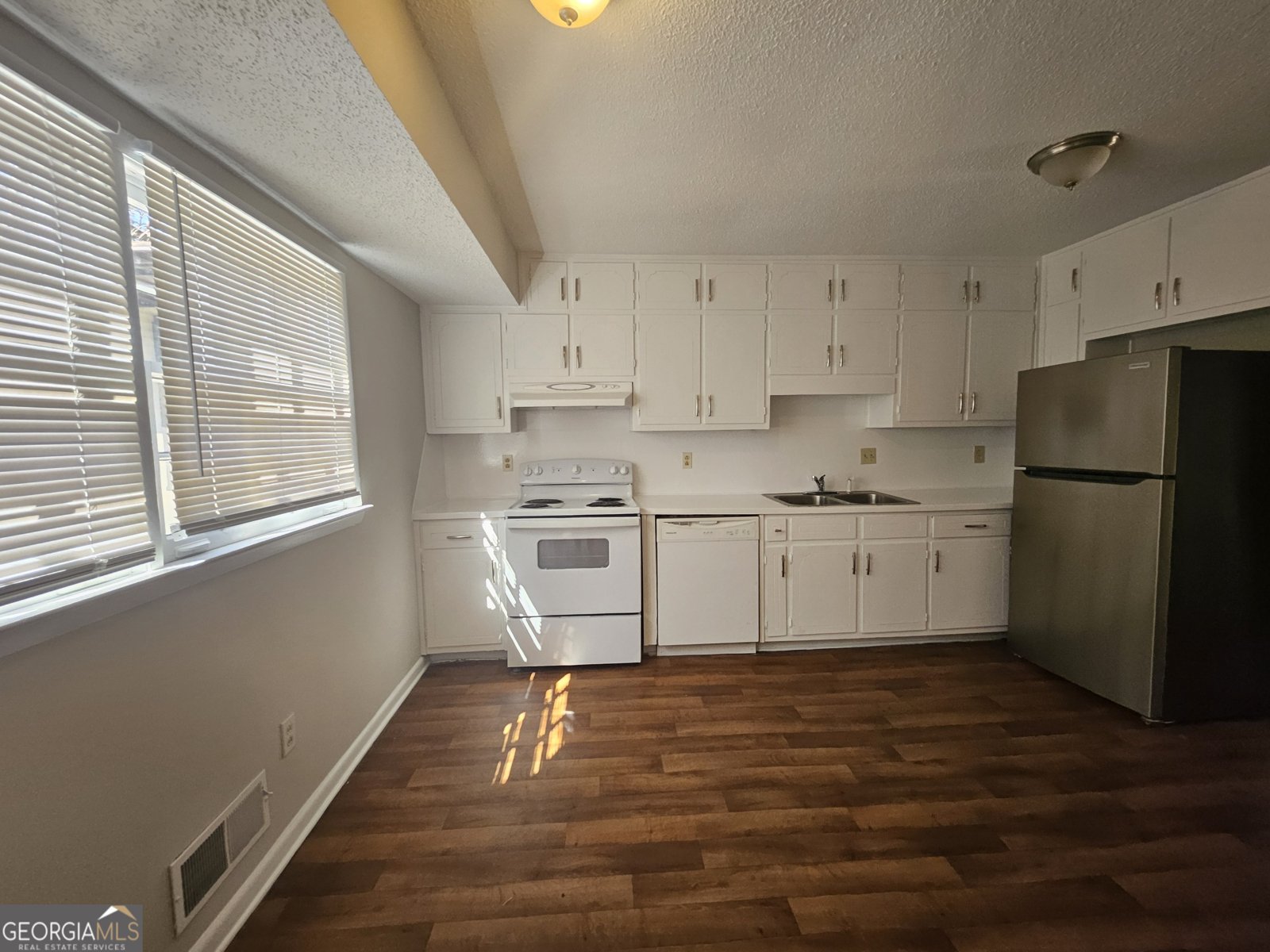 3749 Valpariso Circle Decatur - Photo 6