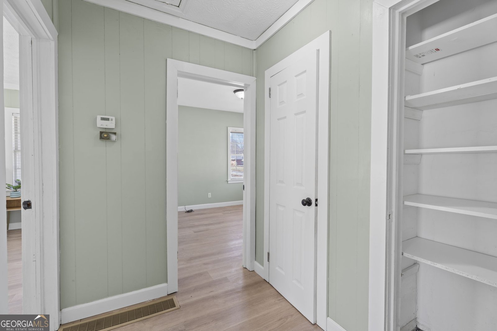 871 Springvalley Drive Forest Park - Photo 13