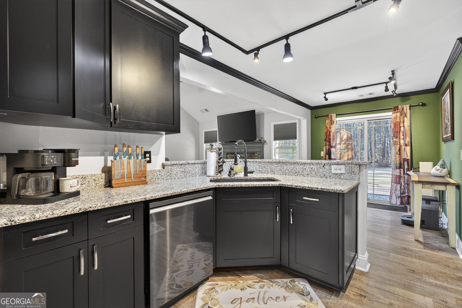 255 Needleleaf Drive Barnesville - Photo 17