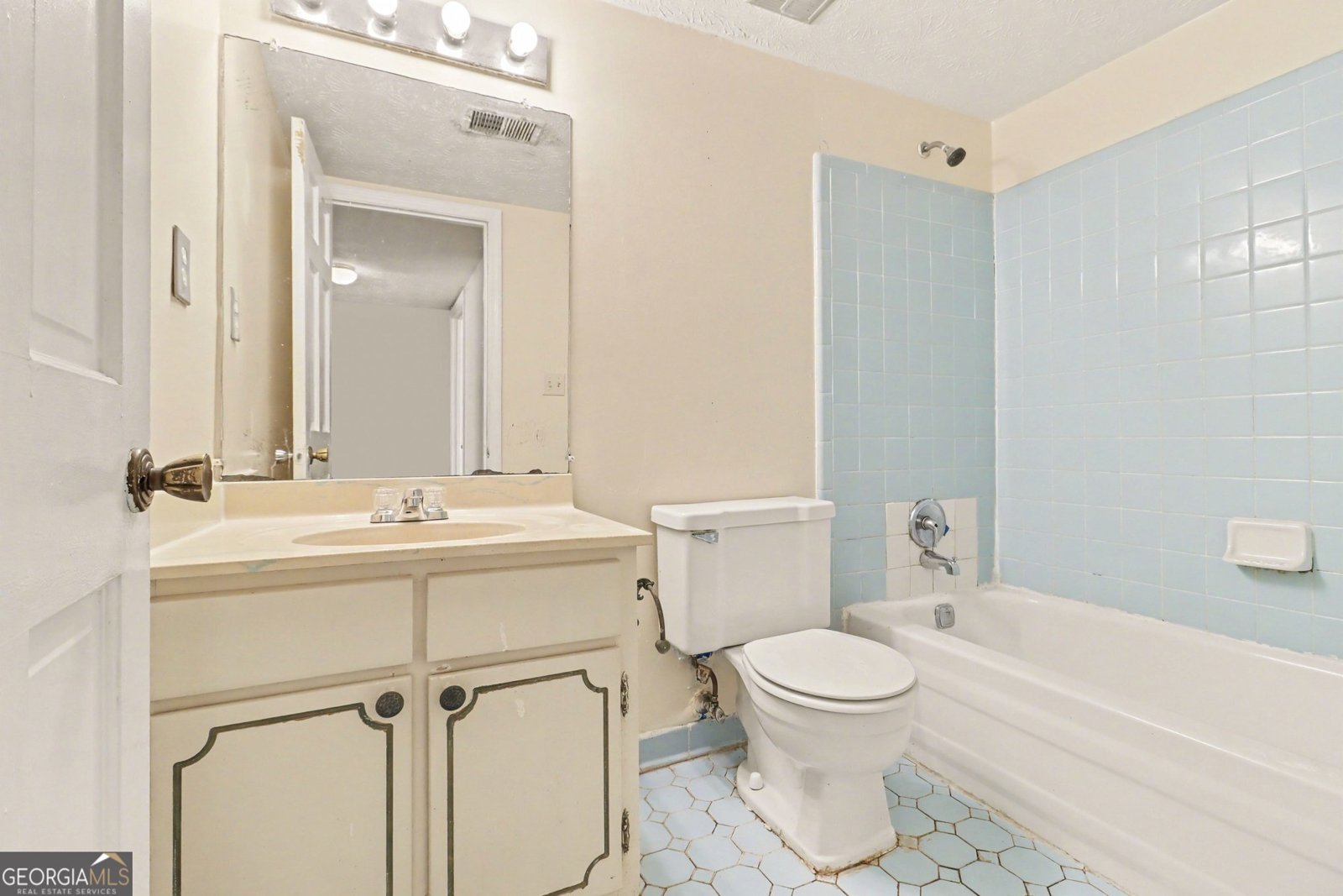 1388 Wood Circle Morrow - Photo 27