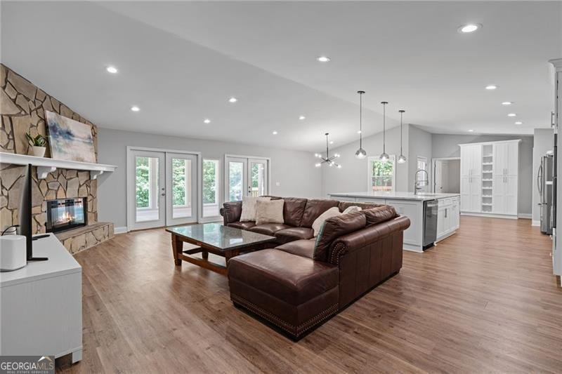 4050 Vintage Court Cumming - Photo 10