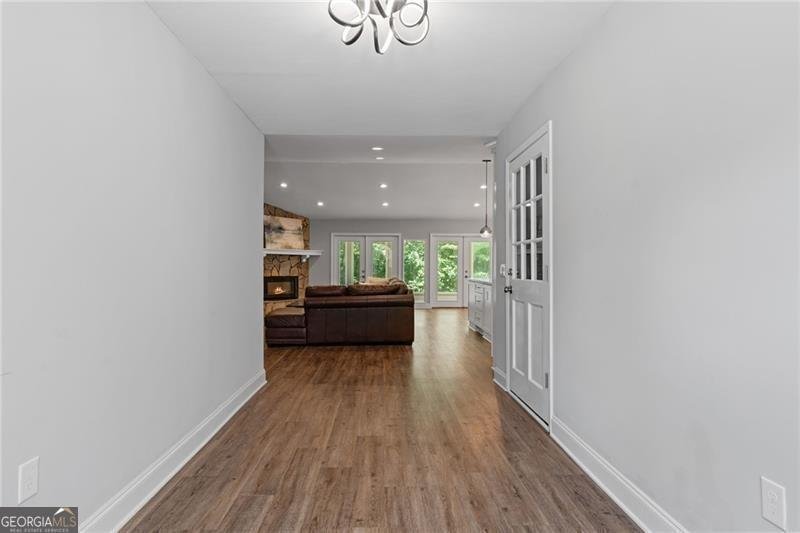 4050 Vintage Court Cumming - Photo 9