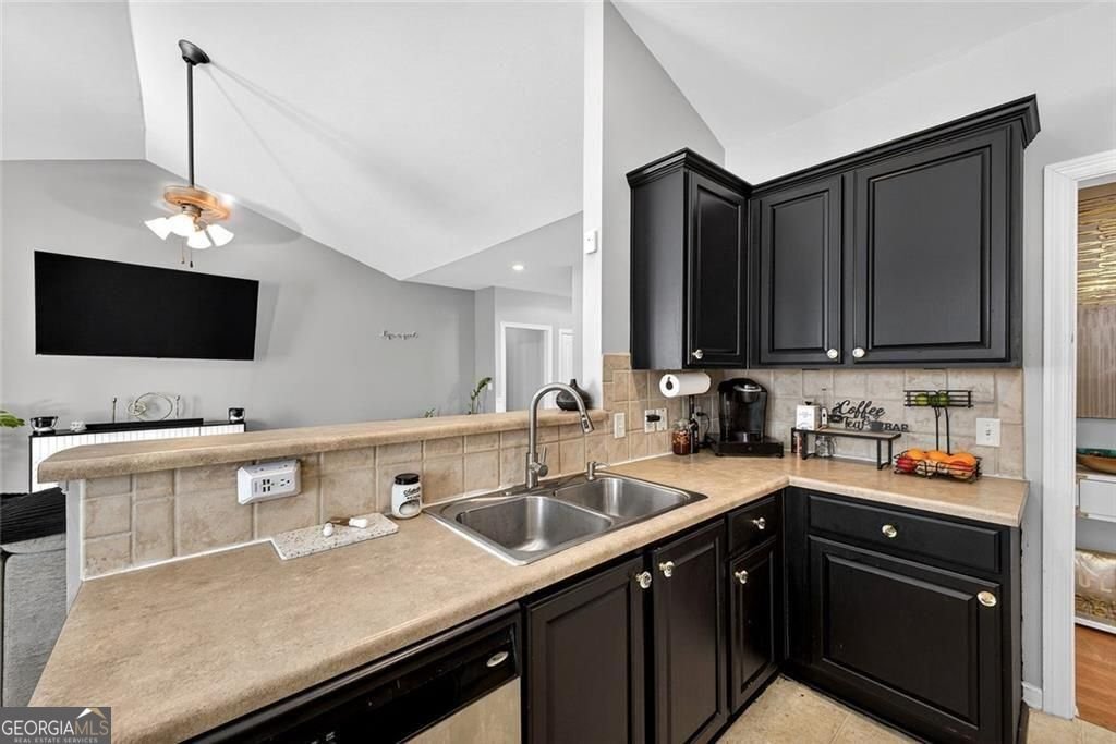 342 Southgate Drive Locust Grove - Photo 13