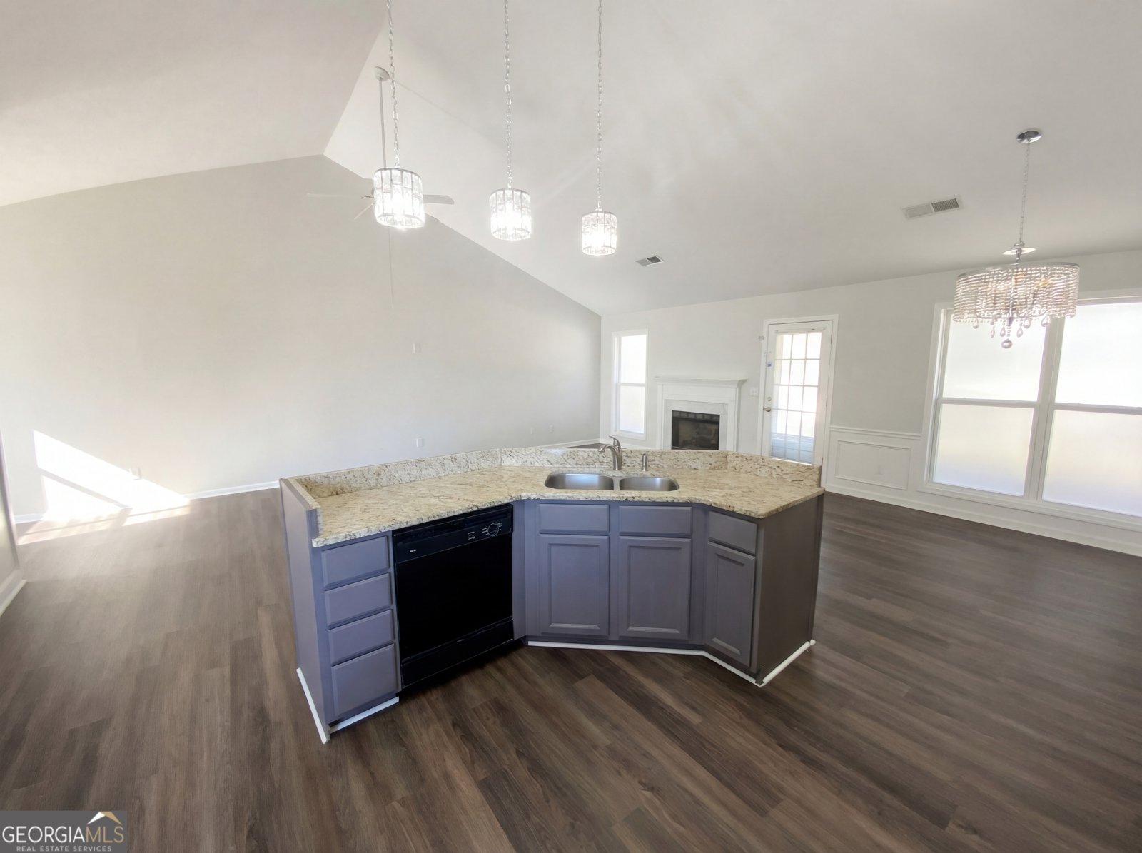 6895 Valley Forest Drive Cumming - Photo 9