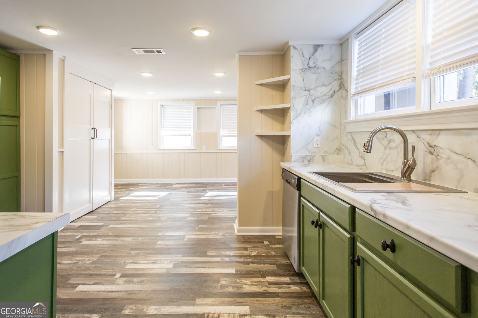 1004 Hill Street Waycross - Photo 8