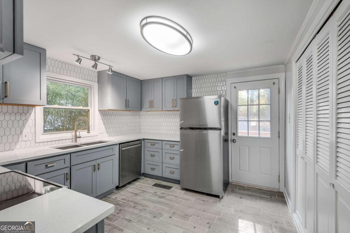 2273 Wallace Drive Atlanta - Photo 13