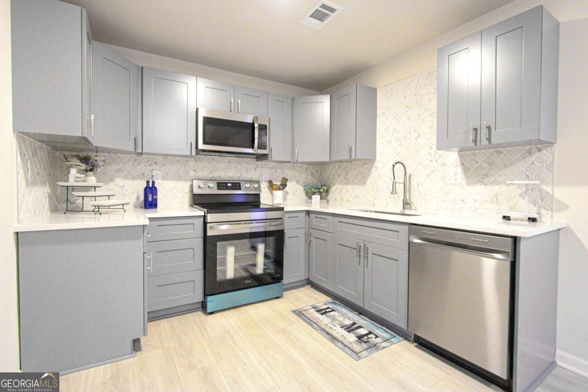 102 Welch Street Stockbridge - Photo 7