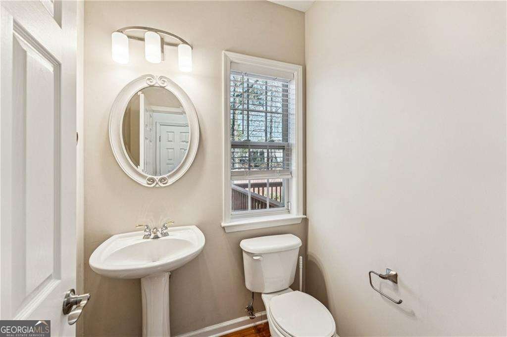 2467 Bridlewood Drive Atlanta - Photo 7