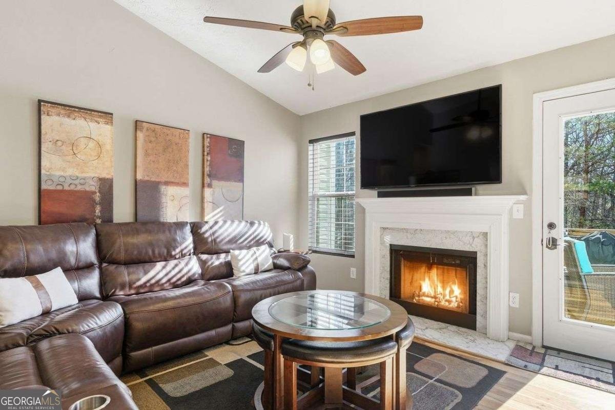 8675 Bayhill Drive Gainesville - Photo 6