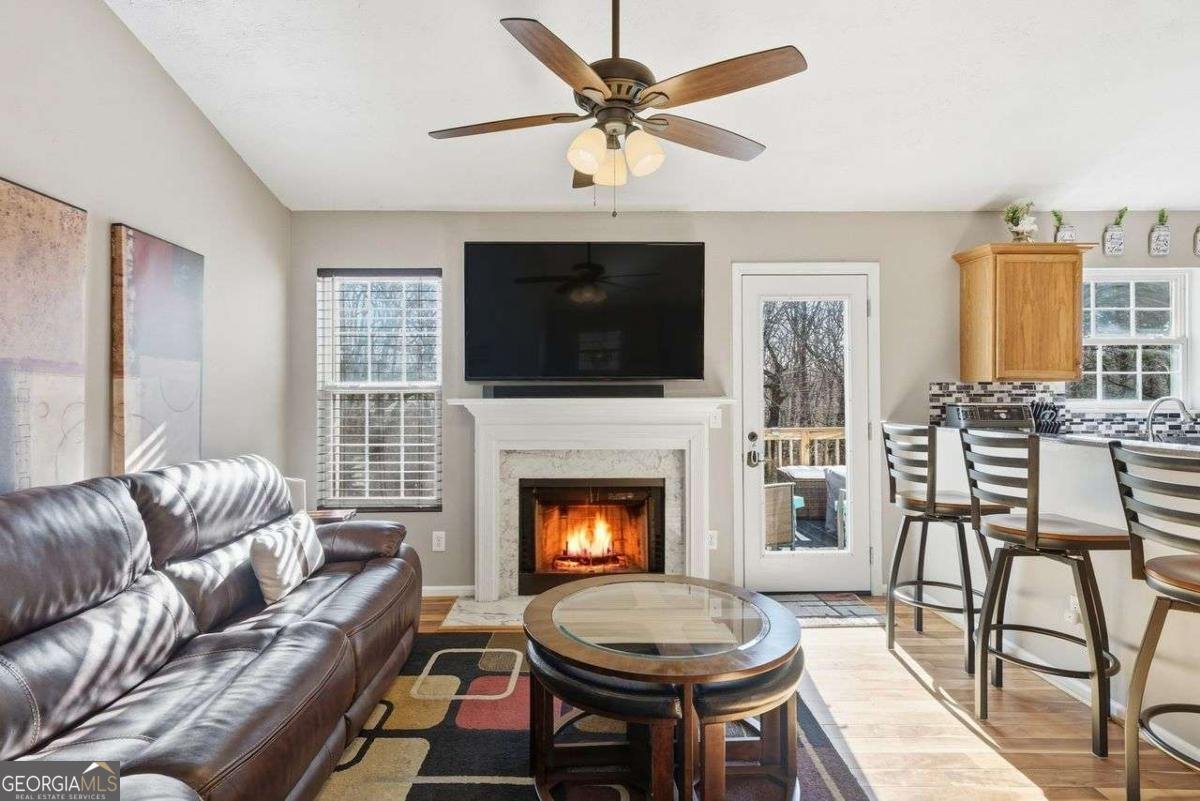 8675 Bayhill Drive Gainesville - Photo 7