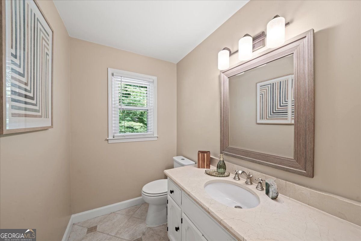 2207 Forestglade Drive Stone Mountain - Photo 14