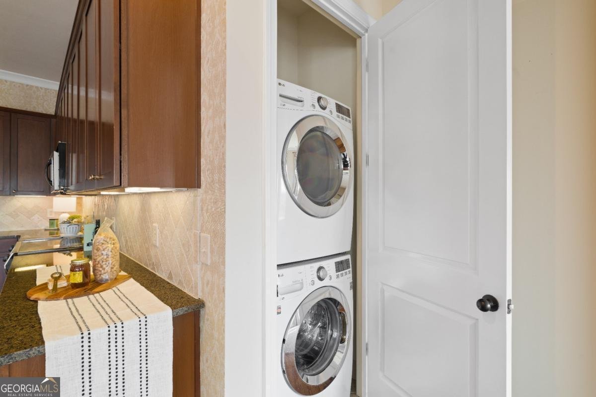 360 Chambers Street Woodstock - Photo 21