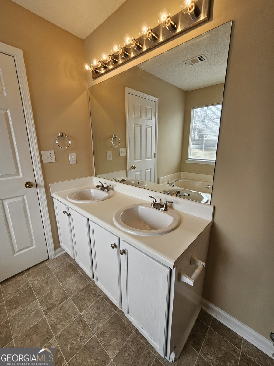 121 Foxchase Court McDonough - Photo 21