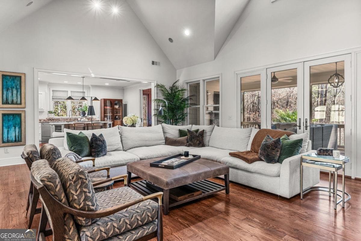 1020 Liberty Bluff Lane Greensboro - Photo 9