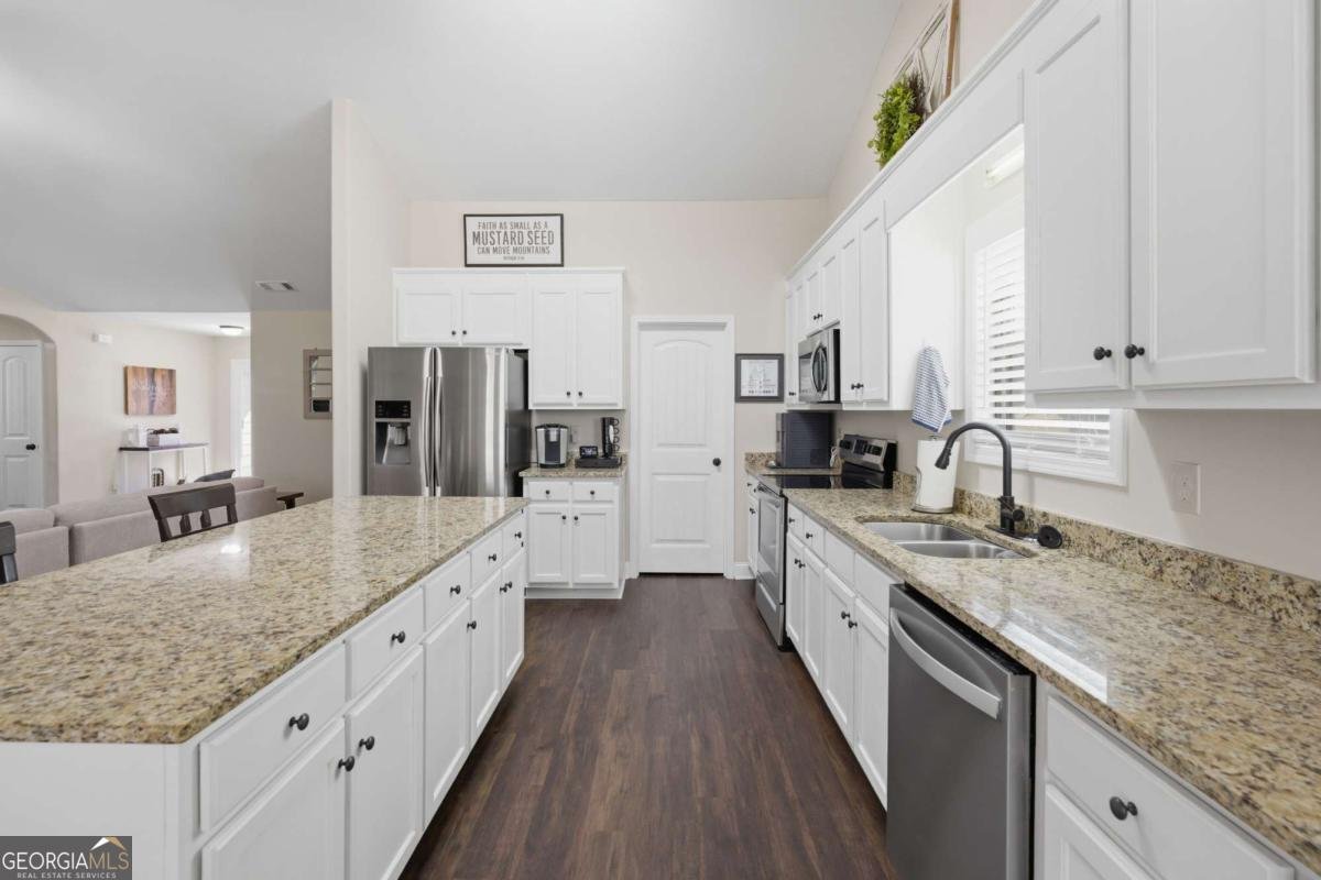 38 Goldshore Way Statham - Photo 16