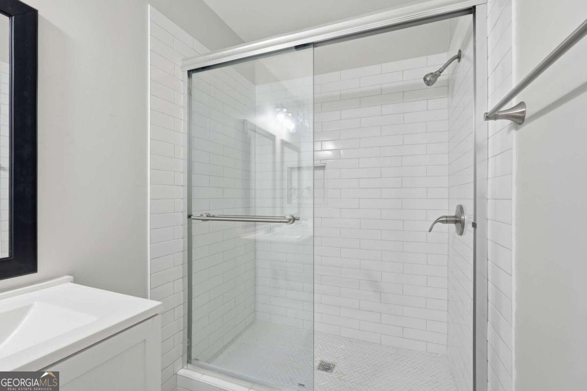 4225 Hidden Meadow Circle Buford - Photo 14