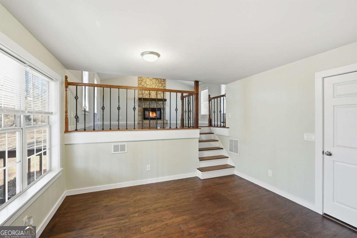 4225 Hidden Meadow Circle Buford - Photo 7