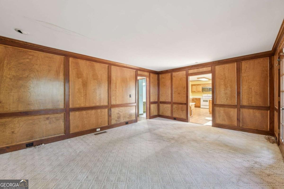 241 Sarah Lane Lawrenceville - Photo 11