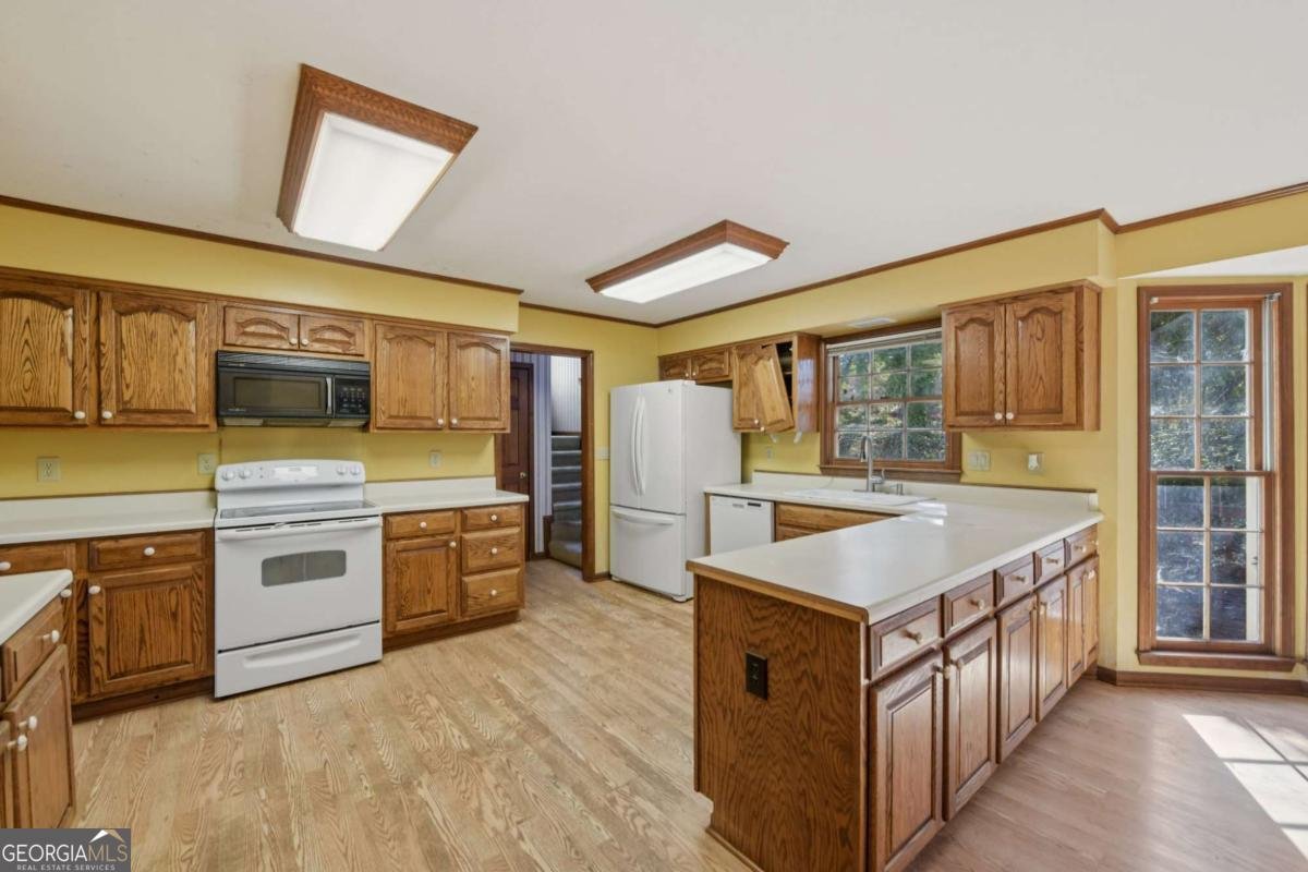 241 Sarah Lane Lawrenceville - Photo 16