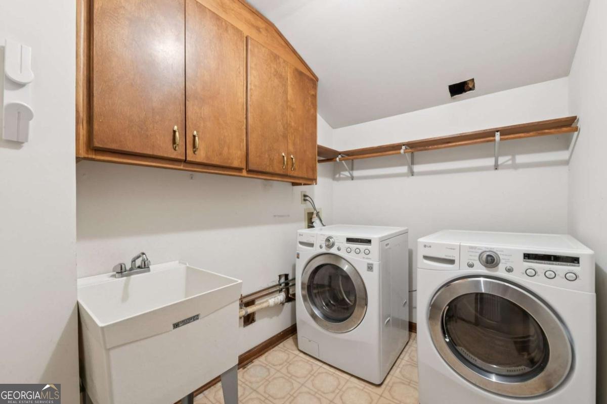 241 Sarah Lane Lawrenceville - Photo 24