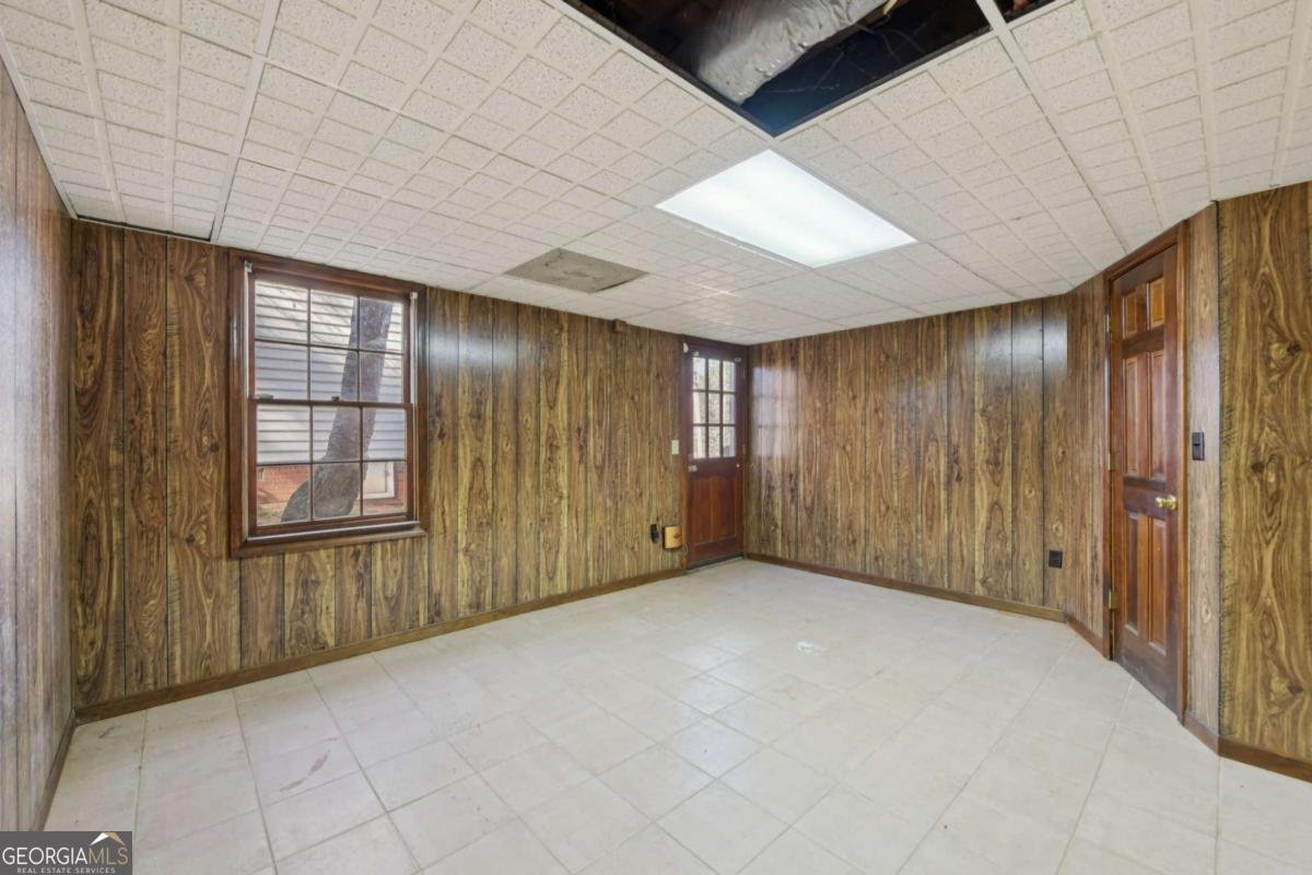 241 Sarah Lane Lawrenceville - Photo 37