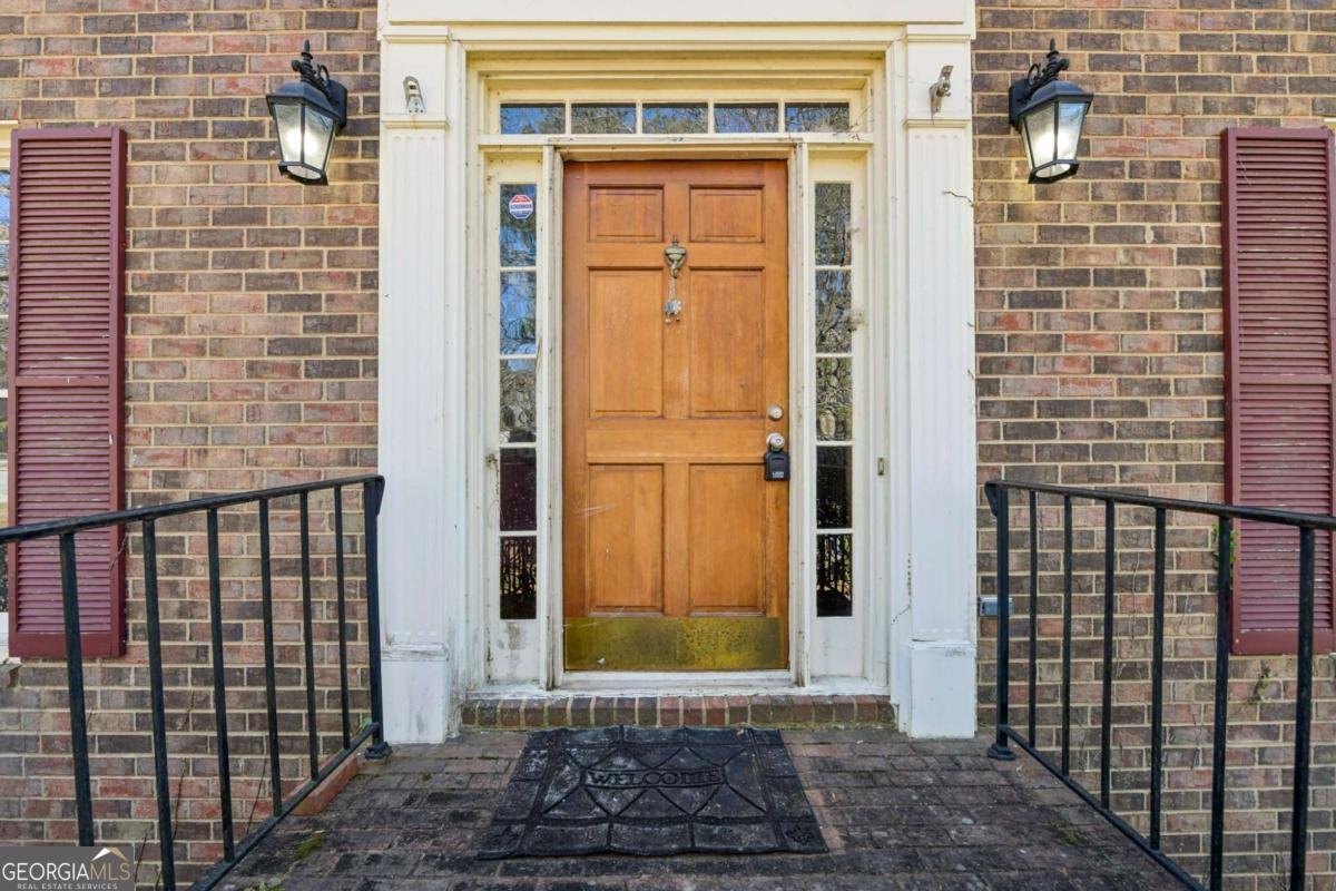 241 Sarah Lane Lawrenceville - Photo 7