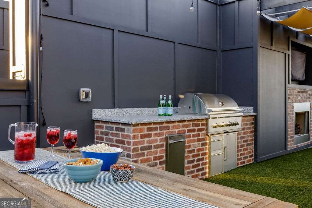 1298 Chelsea Circle NW Atlanta - Photo 6