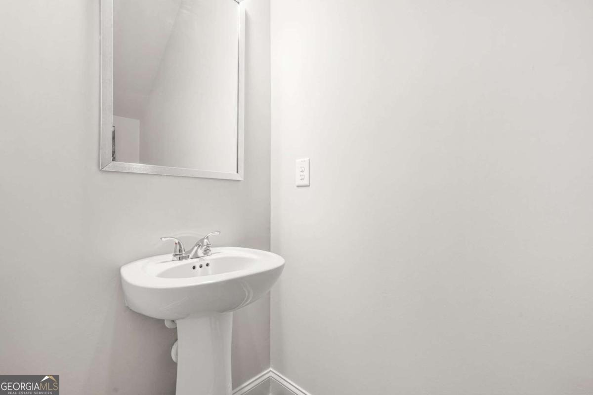 6256 TRICKLE Bend Atlanta - Photo 32