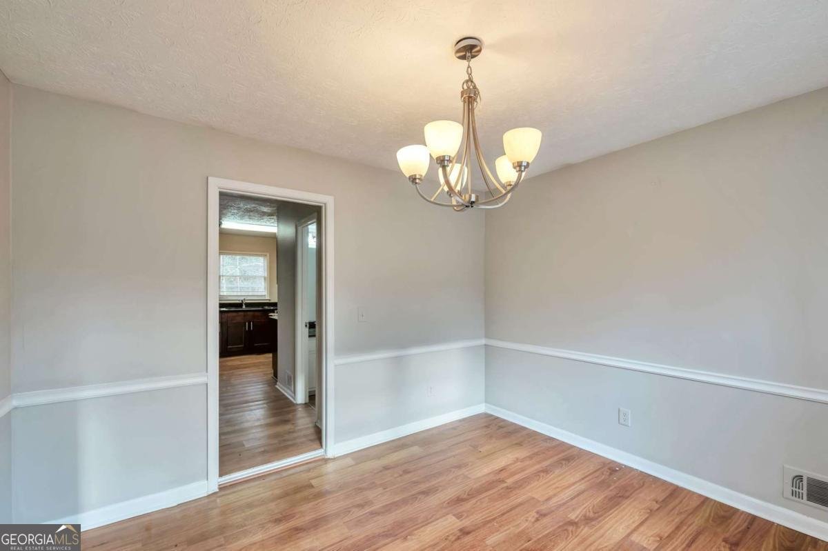 730 Rockborough Drive Stone Mountain - Photo 7