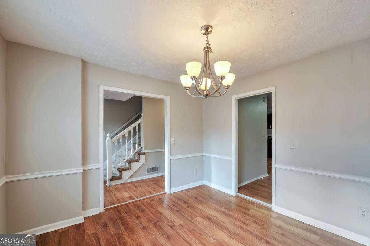 730 Rockborough Drive Stone Mountain - Photo 8