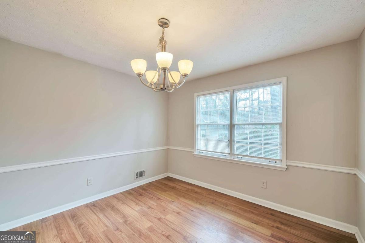 730 Rockborough Drive Stone Mountain - Photo 9